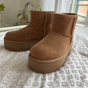 UGG Classic Mini Platform